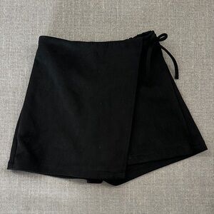 Zara Girls Black Faux Suede Pull On Skort Size 7